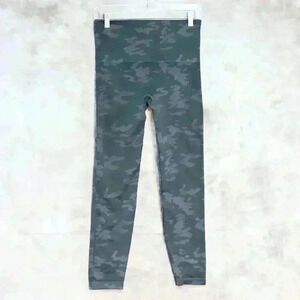 SPANX Size L purple/blue camo pattern leggings